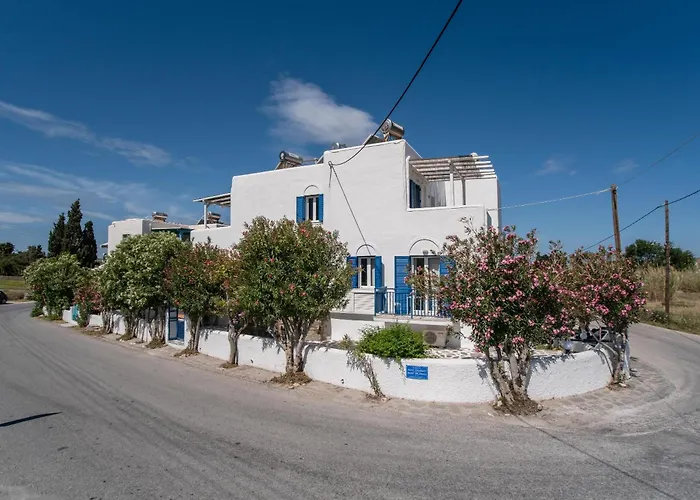 Livadia Seaside 11 *