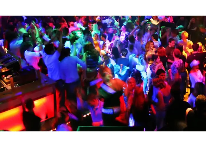 公寓 Livadia Seaside 11 *