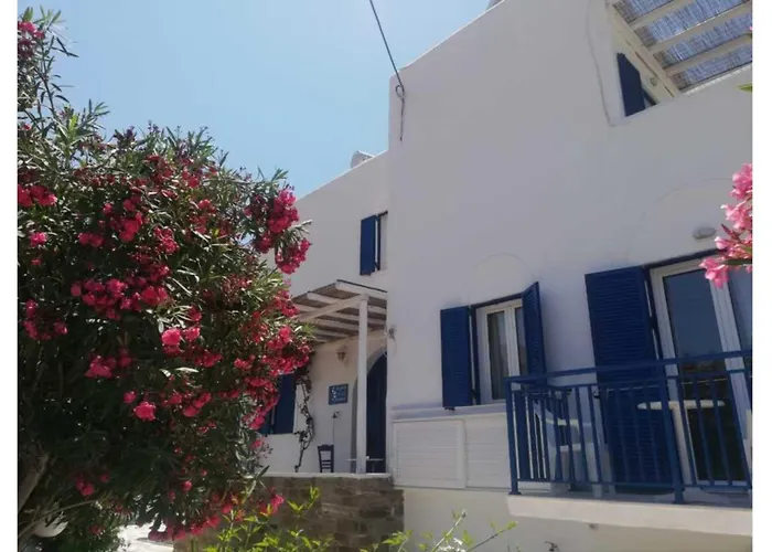 Livadia Seaside 11 公寓 Páros